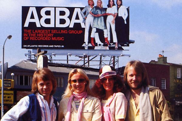 <br />
				«Вот и всё» — группа ABBA объявила о распаде после выхода нового альбома 			