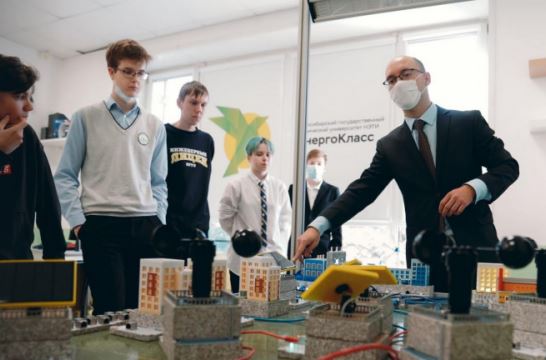 Новосибирские школьники собрали энергосистему